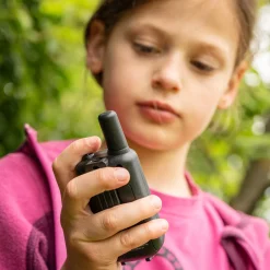 JUNIOR Walkie Talkie 2er-Set mit hoher Reichweite bis zu 6 km und Frei-Hand-Funktion><noscript><img width=