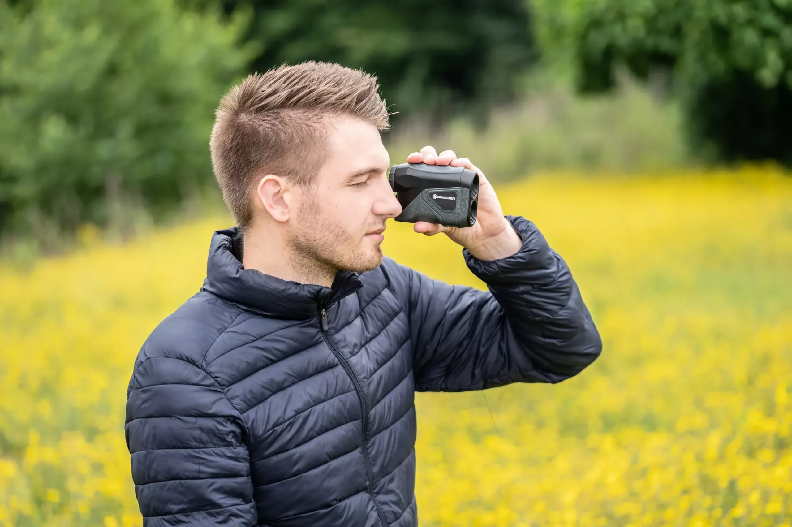 6x24 OLED-Laser-Entfernungsmesser>Bresser Fashion